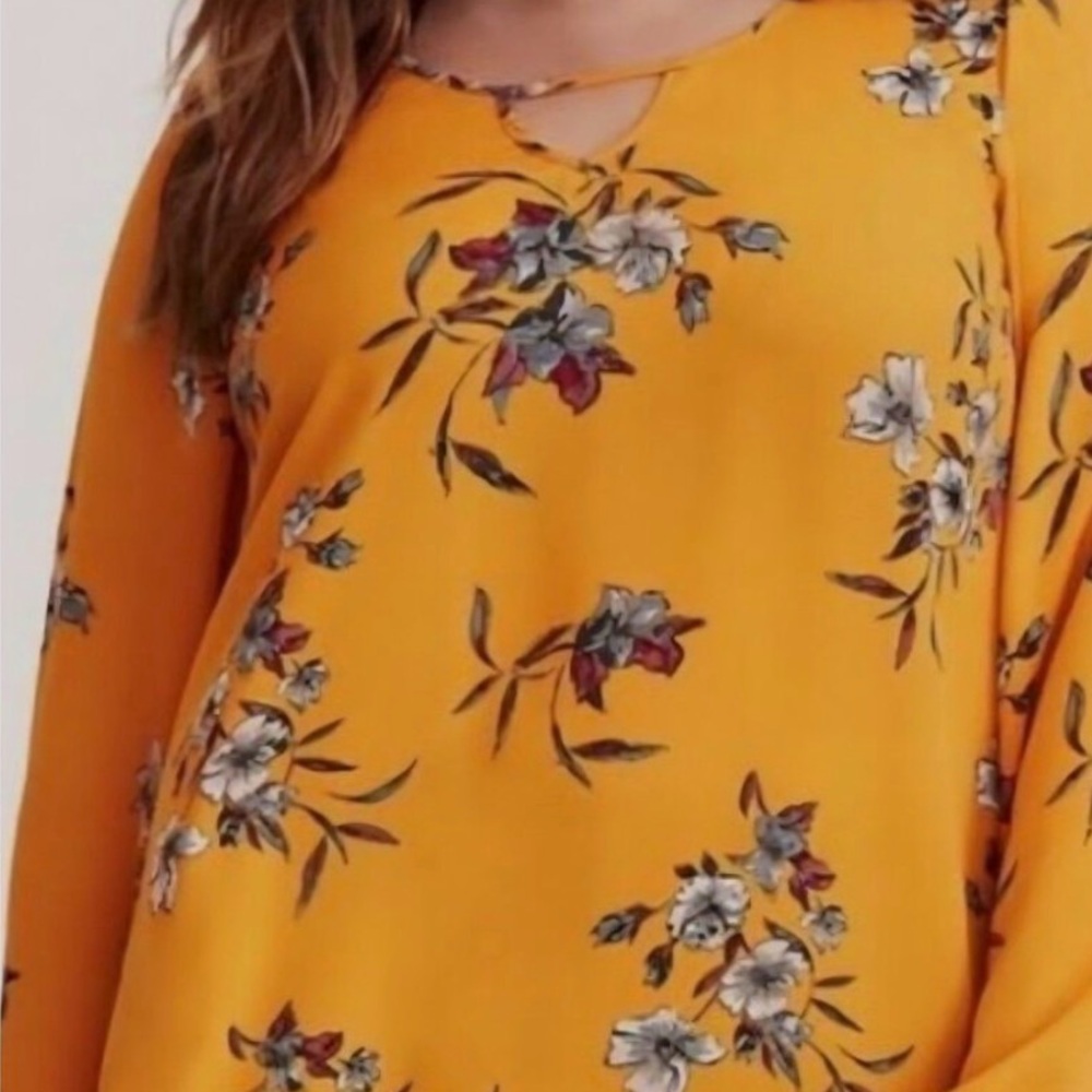 Torrid Yellow Floral Cottage Core Blouse with Keyhole Neckline